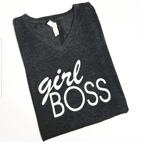 CANVAS girl boss graphic v-neck t-shirt! - Picture 2 of 7
